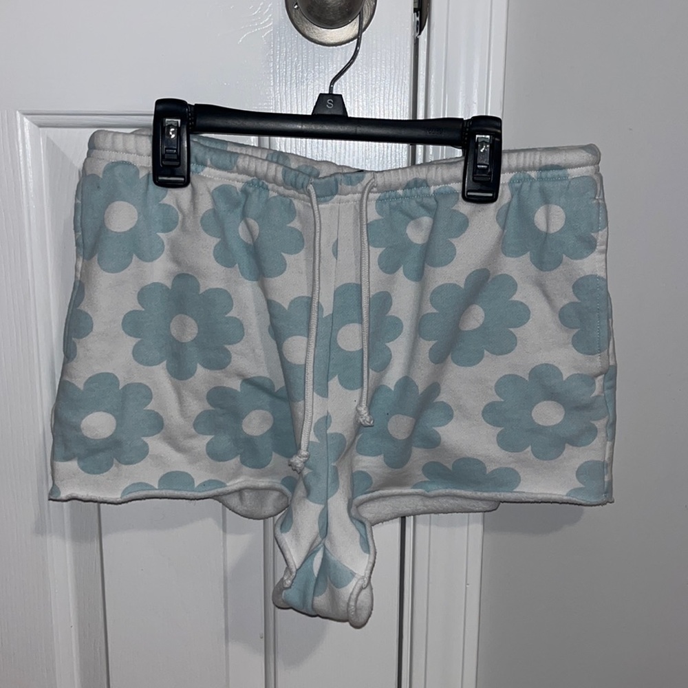 PacSun Flower Sweat Shorts